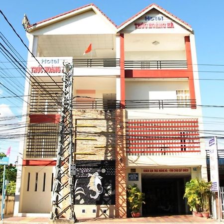 Truc Hoang Ha Hotel Kon Tum Luaran gambar