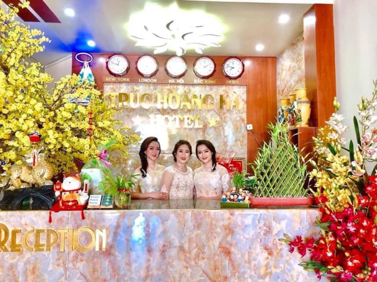 Truc Hoang Ha Hotel Kon Tum Luaran gambar